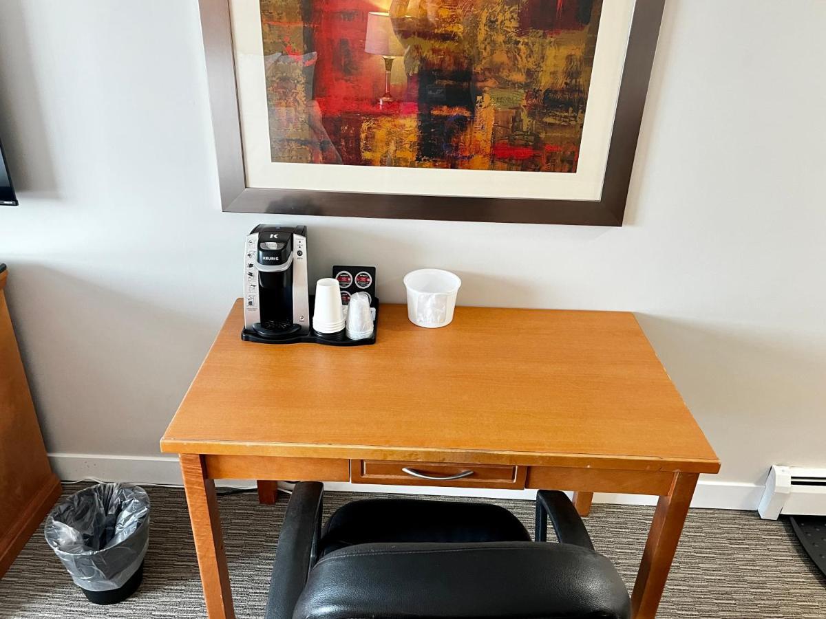 Anavada Inn & Suites - Prince George Esterno foto