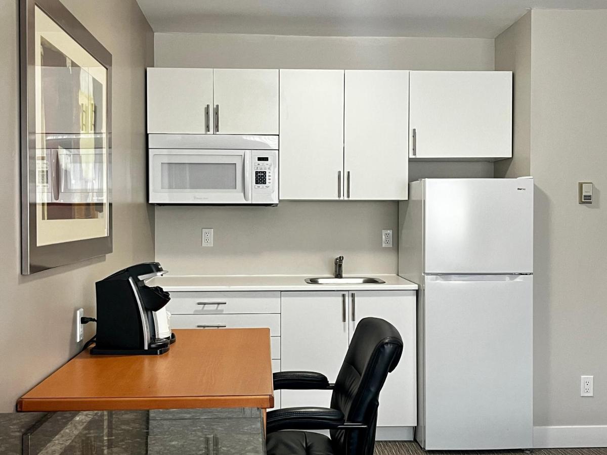 Anavada Inn & Suites - Prince George Esterno foto